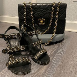 Chanel Vintage Maxi Flap Bag Lambskin Leather Gold GHW Timeless Classic XL